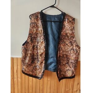 Floral Patterned Vest with Black Trim